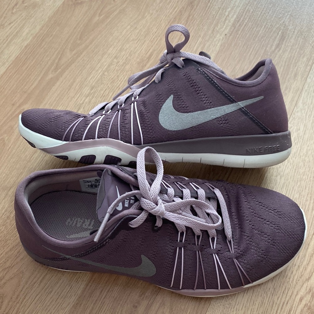 Nike free running shoes